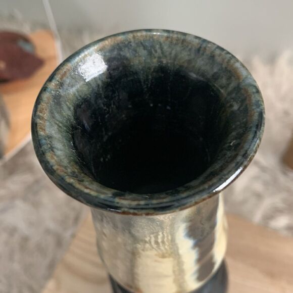 Handmade Pottery Drip Glaze Stonewear Vase - Picture 10 of 17